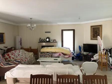 4+1 Villen Zum Verkauf In 575M2 Grundstück In Dalyan