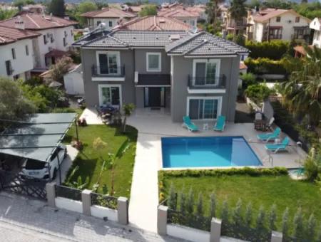 Villa For Sale In 514M2 Land In Dalyan Gülpinar