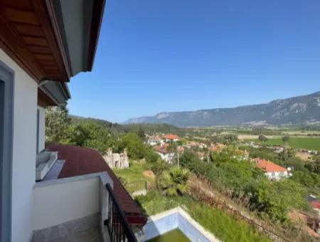 6 1 Villas For Sale With Sea View In Akçapnar