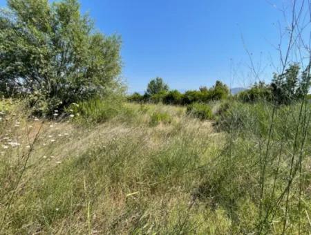 Land For Sale Of 1765 M2 In Okçular