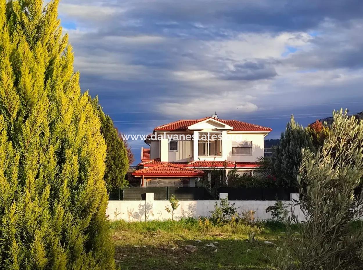 Dalyan 650M2 Arsa İçinde 4+1 Satılık Villa