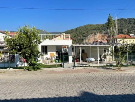 Dalyan Maraşda 677M2 Arsa İçinde Satılık Mustakil Villa Ev