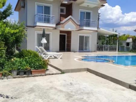 Dalyan Gülpınar'köşebaşı 545M2 Arsa İçinde Satılık 4+1 Villa